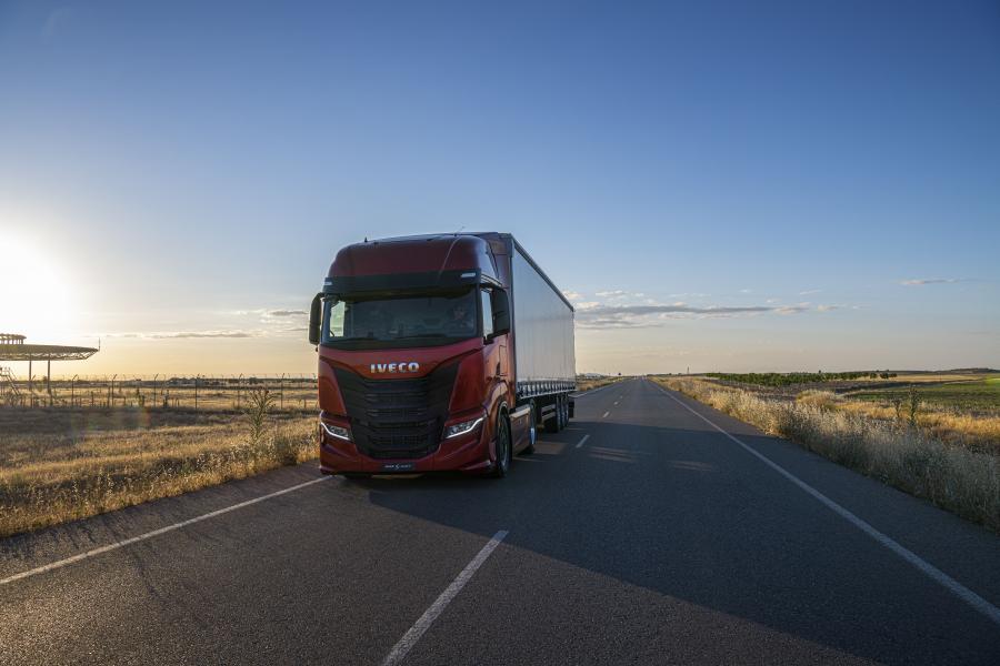  Iveco S-WAY S480 4x2 2019 года  (фото 10 из 34)